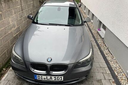 BMW 525