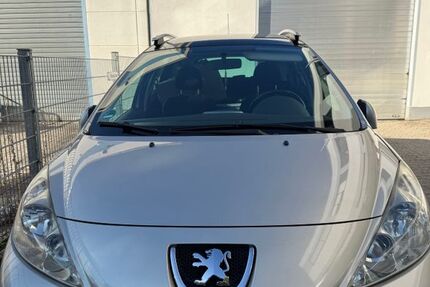 Peugeot 207 249.000 km 1.489 € München 81829