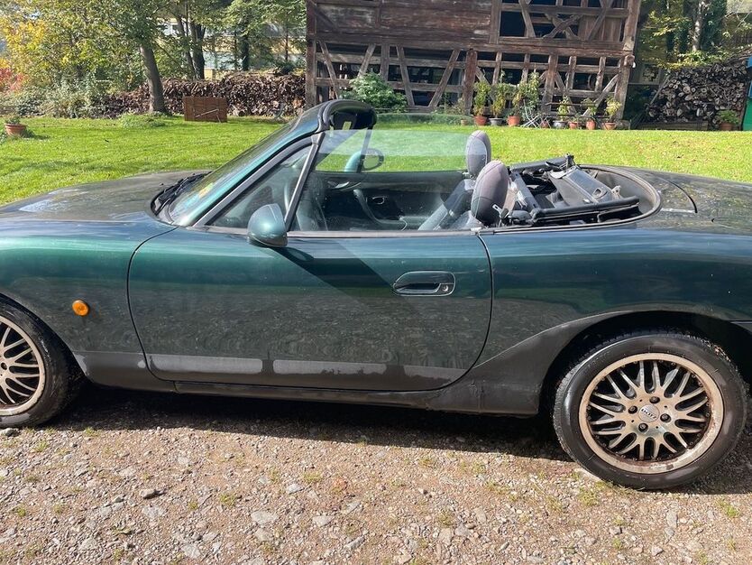 Mazda MX-5 277.753 km 2.900 € Wolfach 77709