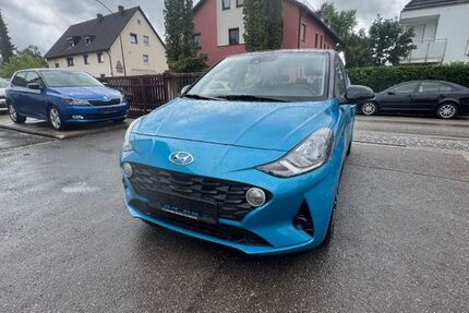Hyundai i10 6.900 km 13.799 &euro; München 80999