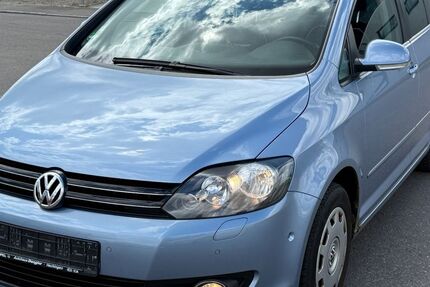VW Golf 153.295 km 2.750 &euro; Bisingen 72406