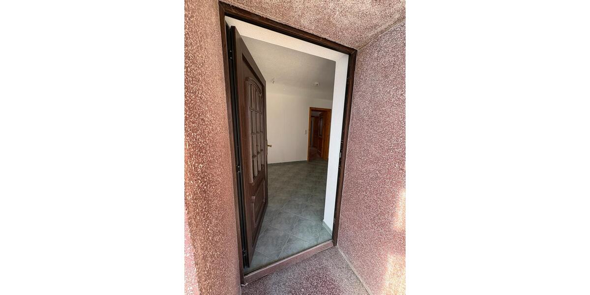 Terrassenwohnung Grimma - 2 Zimmer, 87 m&sup2;, 690&euro; | Angebot:25545377
