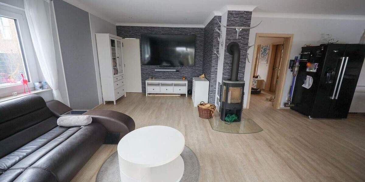 Einfamilienhaus Groß Grönau - 4 Zimmer, 125 m&sup2;, 2.200&euro; | Angebot:25665021