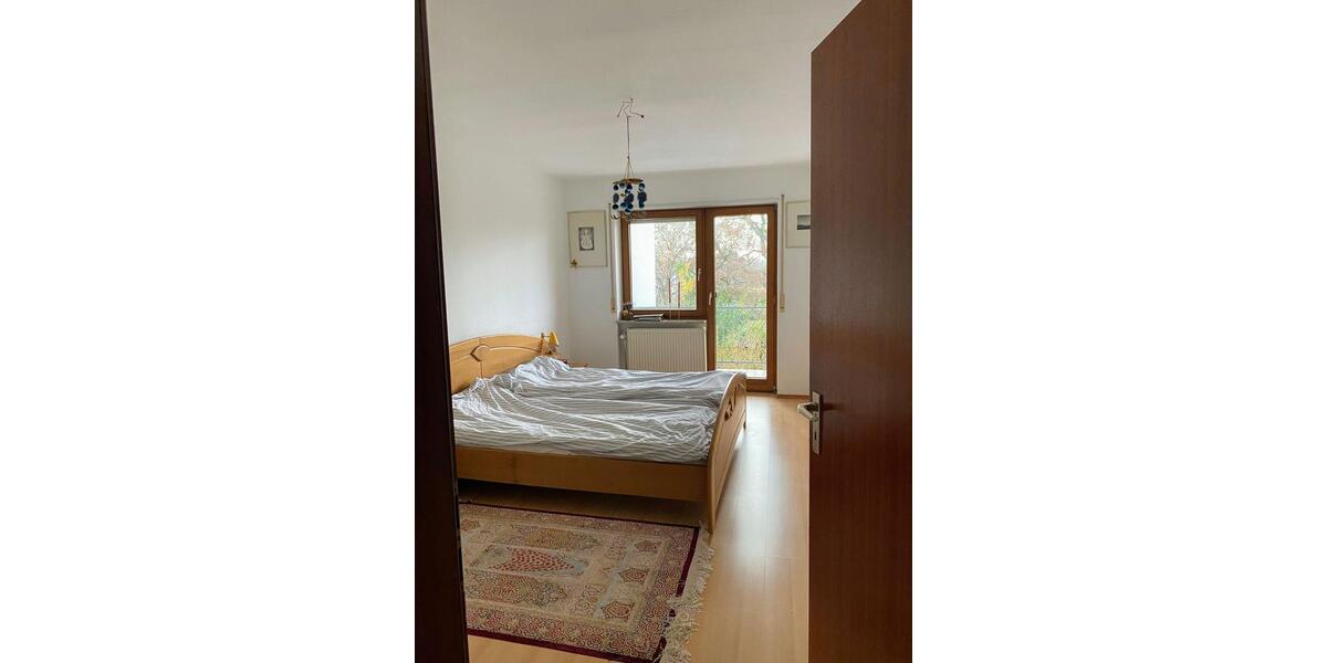Reihenhaus Heppenheim (Bergstraße) - 6 Zimmer, 155 m&sup2;, 2.200&euro; | Angebot:24897353