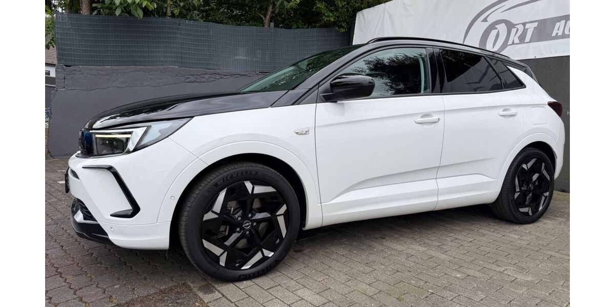 Opel Grandland (X) 36.250 km 23.900 &euro; Betzdorf 57518