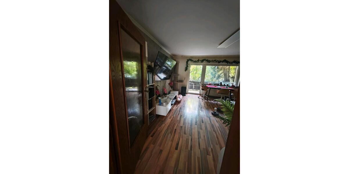 Hochparterre Bad Pyrmont - 3 Zimmer, 83 m&sup2;, 700&euro; | Angebot:26324439