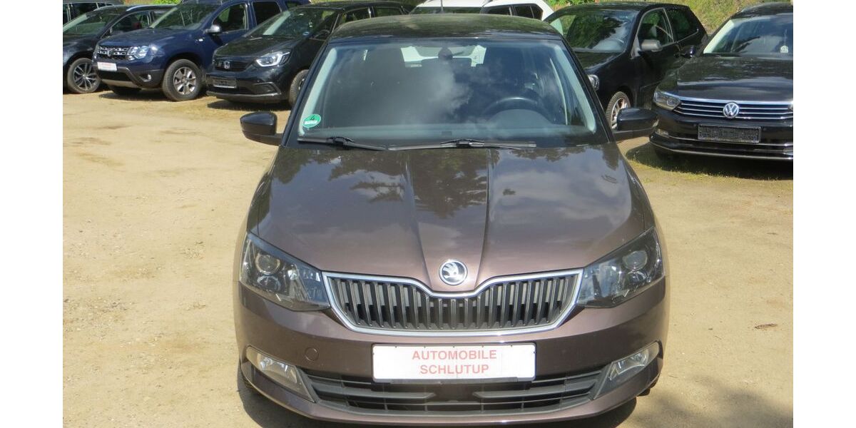 Skoda Fabia 74.000 km 10.500 &euro; Lübeck 23568