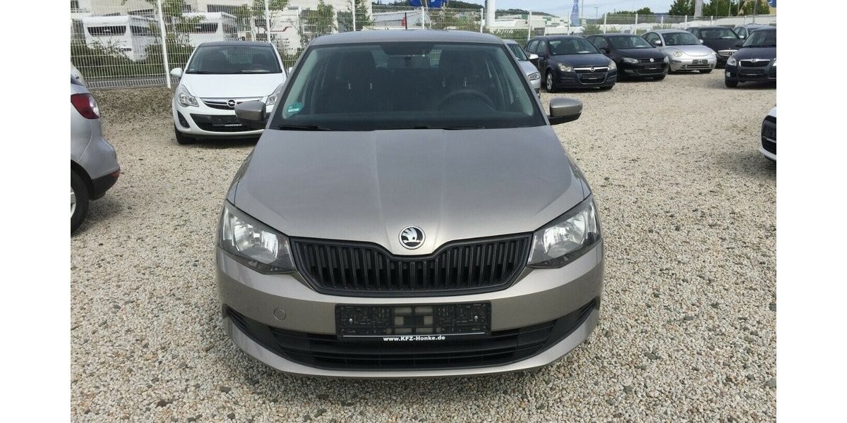 Skoda Fabia Kombi,Klima,8 Fach Bereift! Tüv Neu! 195.000 km 6.400 &euro; Himmelkron 95502