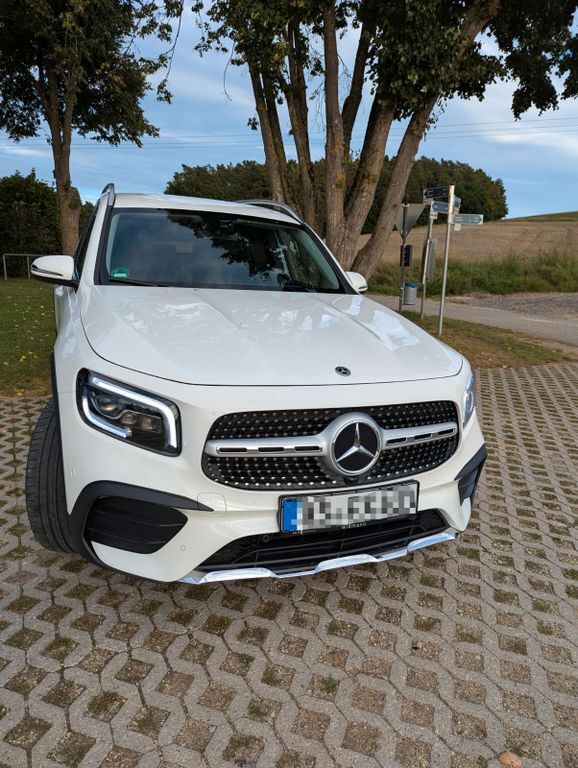 GLB 220