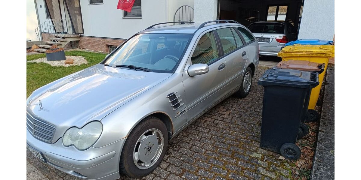 Mercedes-Benz C 180 209.000 km 850 &euro; Burgbrohl 56659