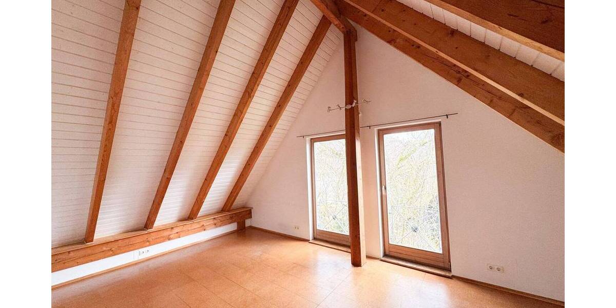 Mehrfamilienhaus, Wohnhaus Kaufungen Niederkaufungen - 8 Zimmer, 240 m&sup2;, 435.000&euro; | Angebot:26016033