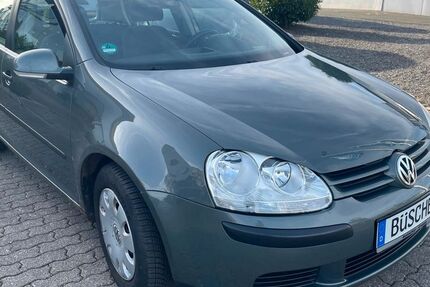 VW Golf 124.000 km 4.850 &euro; Stolberg 52222