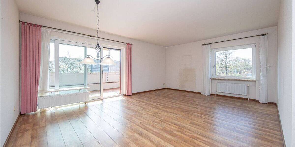 Etagenwohnung Rendsburg - 3 Zimmer, 90 m&sup2;, 150.000&euro; | Angebot:26082809