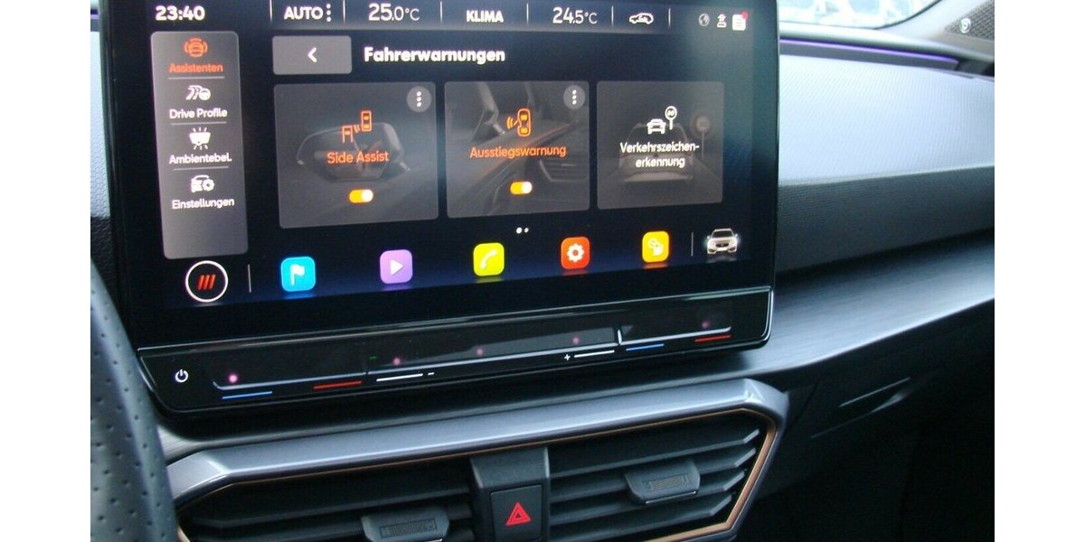 Cupra Leon ST eTSi ACC Panorama Vision Plus LED Beats 5.999 km 26.980 &euro; Falkensee 14612