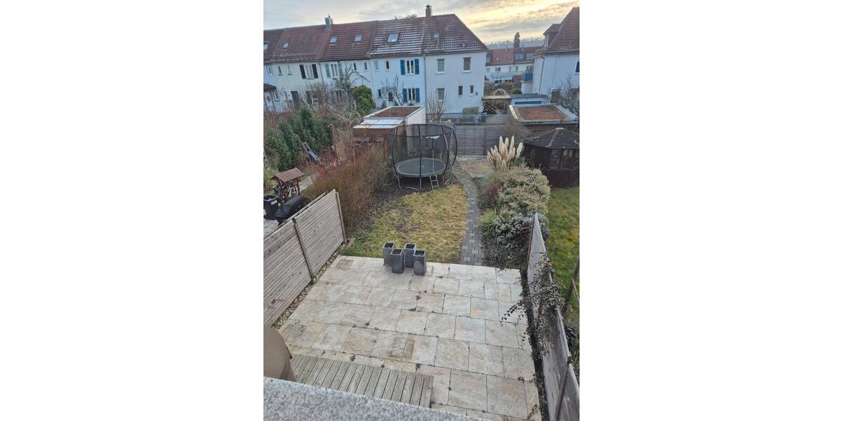 Reihenhaus Esslingen am Neckar Oberesslingen - 4.5 Zimmer, 120 m&sup2;, 1.800&euro; | Angebot:24786916