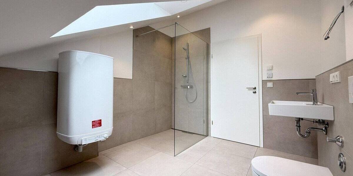 Etagenwohnung Schwandorf - 3 Zimmer, 72 m&sup2;, 864&euro; | Angebot:26871435