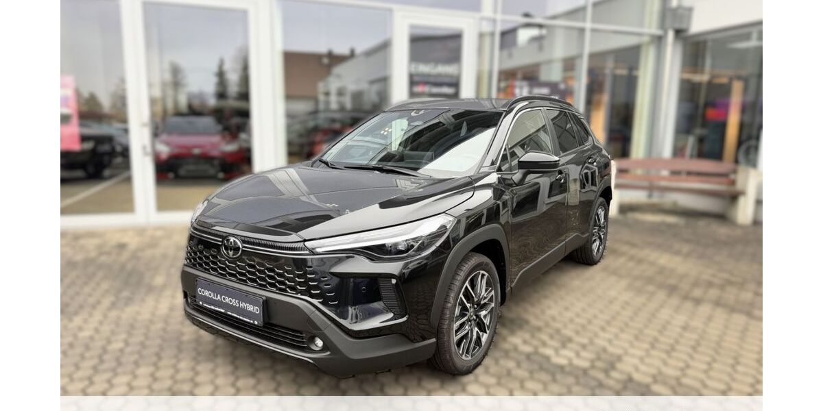 Toyota Corolla Cross 1.890 km 39.250 &euro; Hilpoltstein 91161