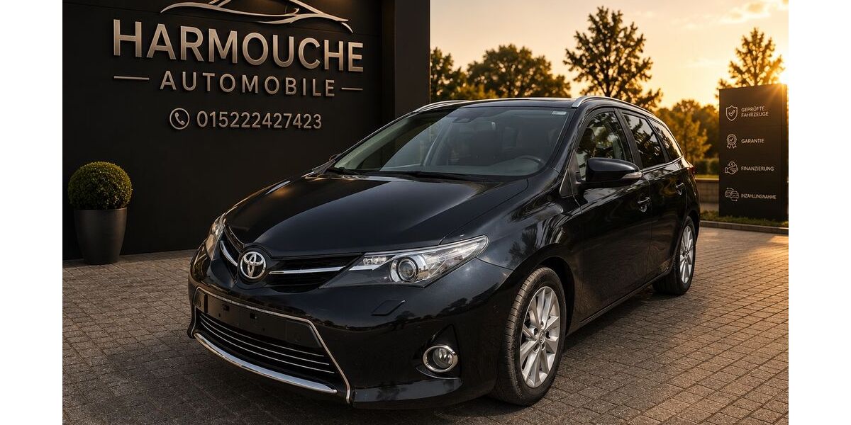 Toyota Auris 189.000 km 5.900 &euro; Alsdorf 52477