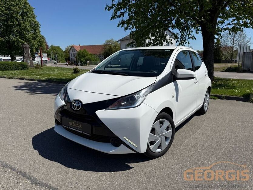 Aygo (X)