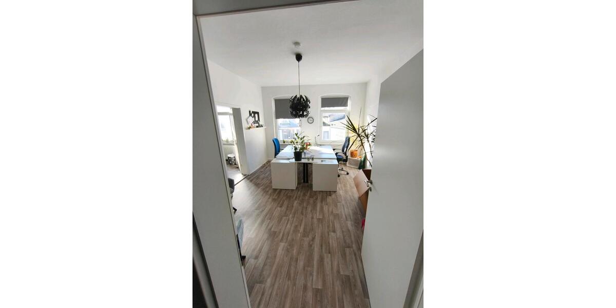Etagenwohnung Königslutter am Elm - 5 Zimmer, 124 m&sup2;, 980&euro; | Angebot:25255396