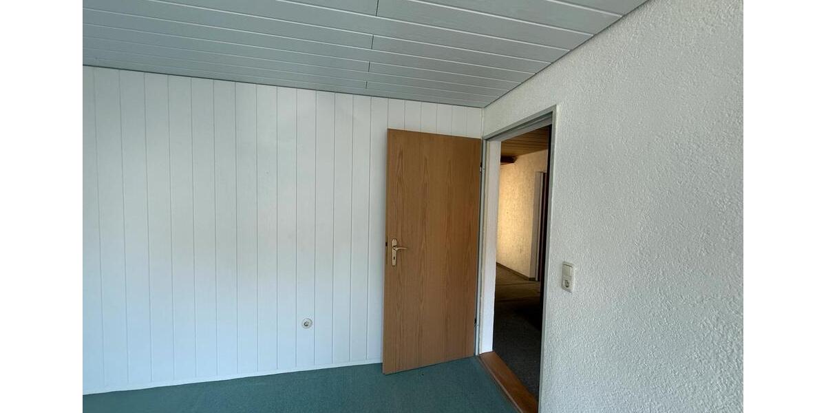 Einfamilienhaus Marktredwitz - 4 Zimmer, 110 m&sup2;, 130.000&euro; | Angebot:27055064