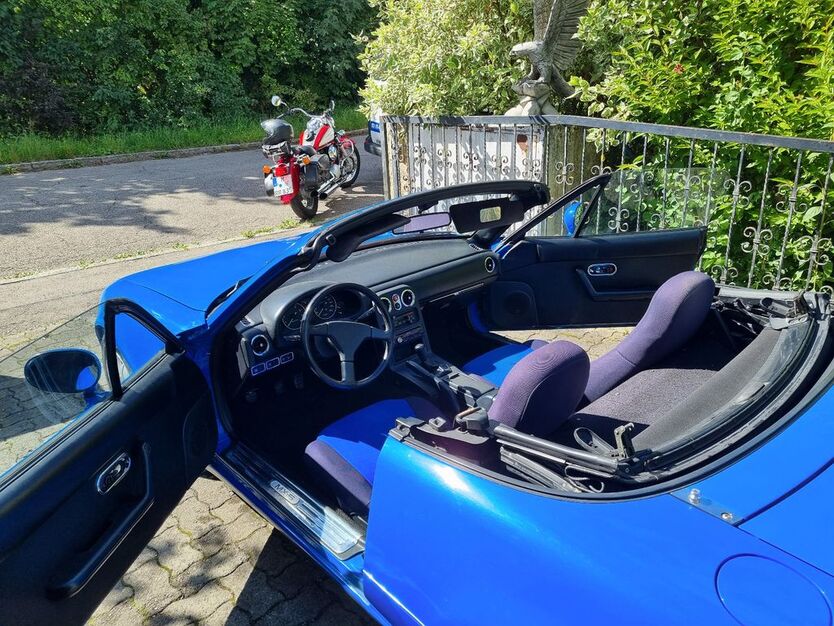 Mazda MX-5 200.000 km 7.900 € Kaufering 86916