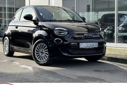 Fiat 500e 4.890 km 27.990 &euro; Brilon 59929