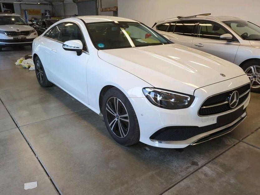 E 220