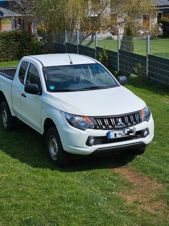 L200