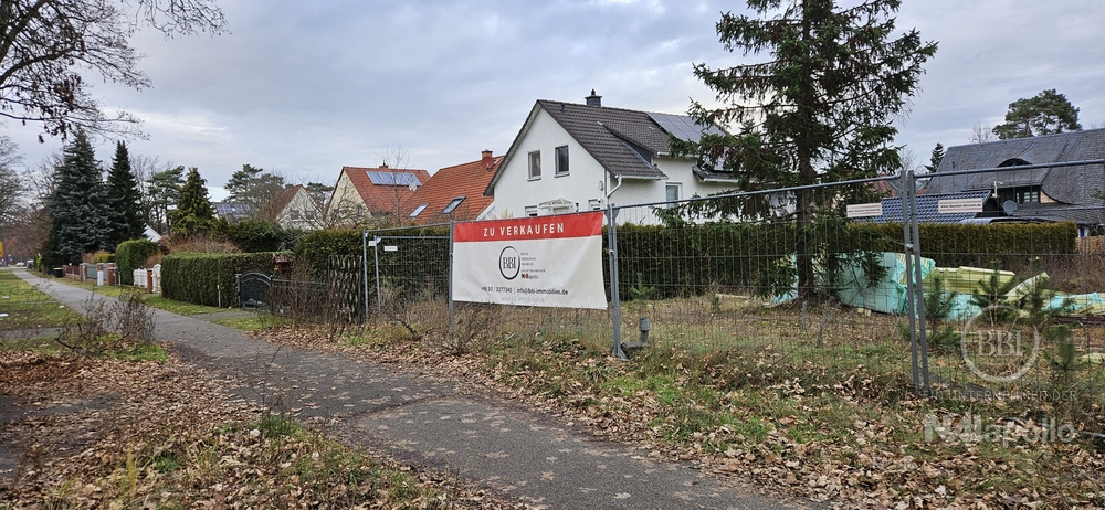 FREIES BAUGRUNDSTÜCK - IDEAL FÜR EIN MEHRFAMILIENHAUS ODER 2 DOPPELHAUSHÄLFTEN! - Grundstück Falkensee Falkenhain | Angebot:26632784