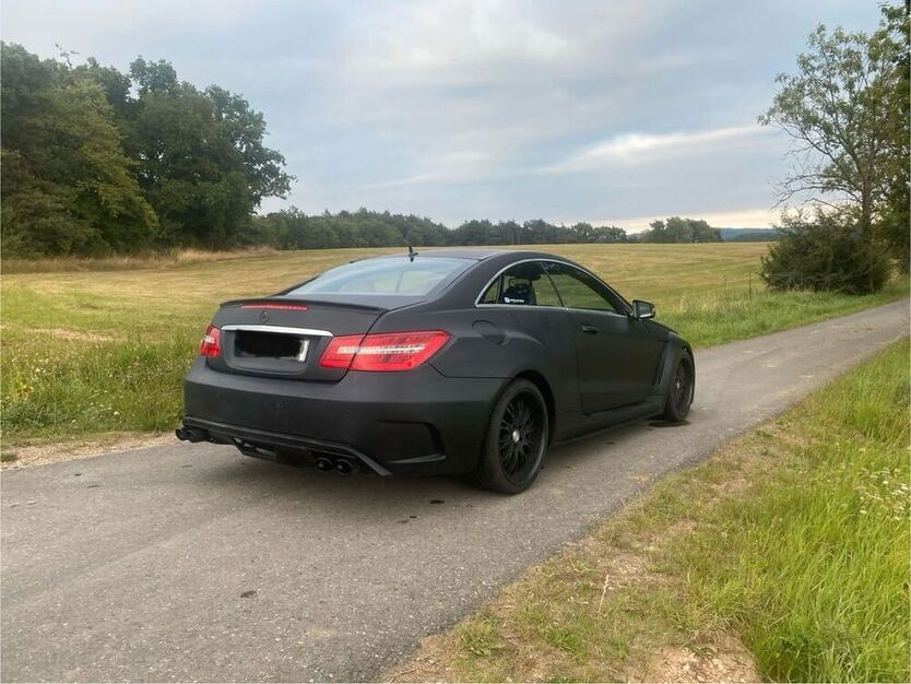 E 220
