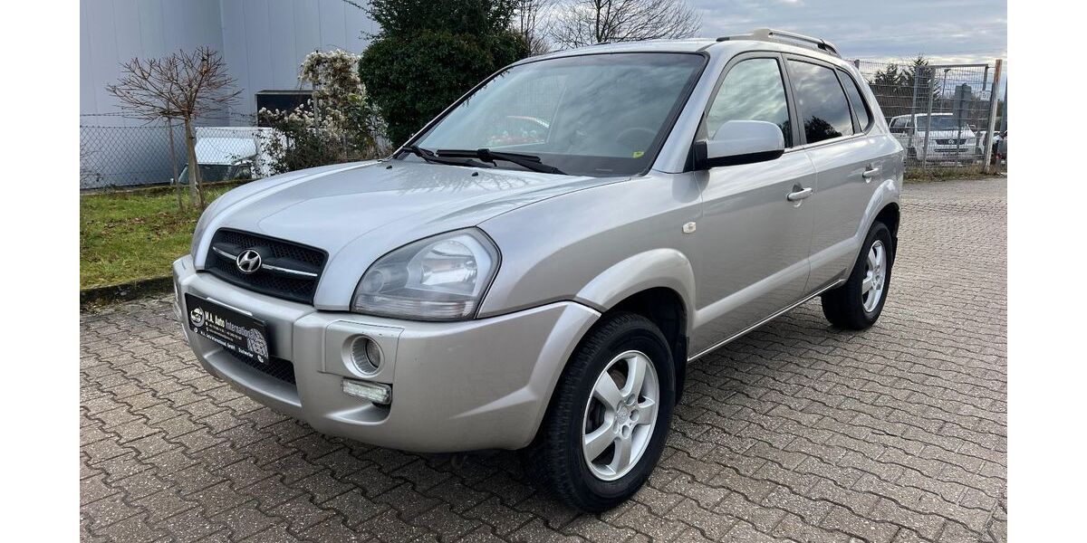 Hyundai TUCSON 167.000 km 3.990 &euro; Eschweiler 52249