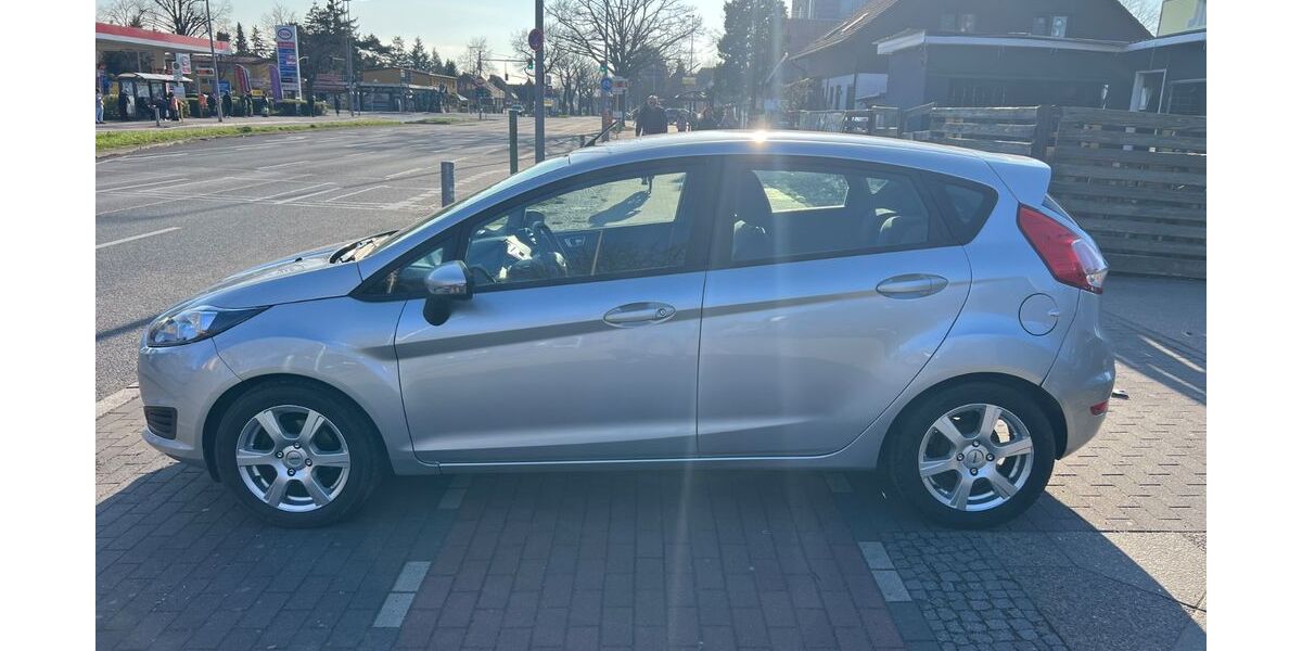 Ford Fiesta 158.000 km 4.990 € Berlin 12349
