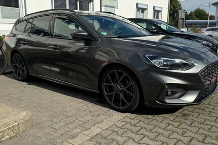 Ford Focus 115.000 km 18.700 &euro; Weilmünster 35789