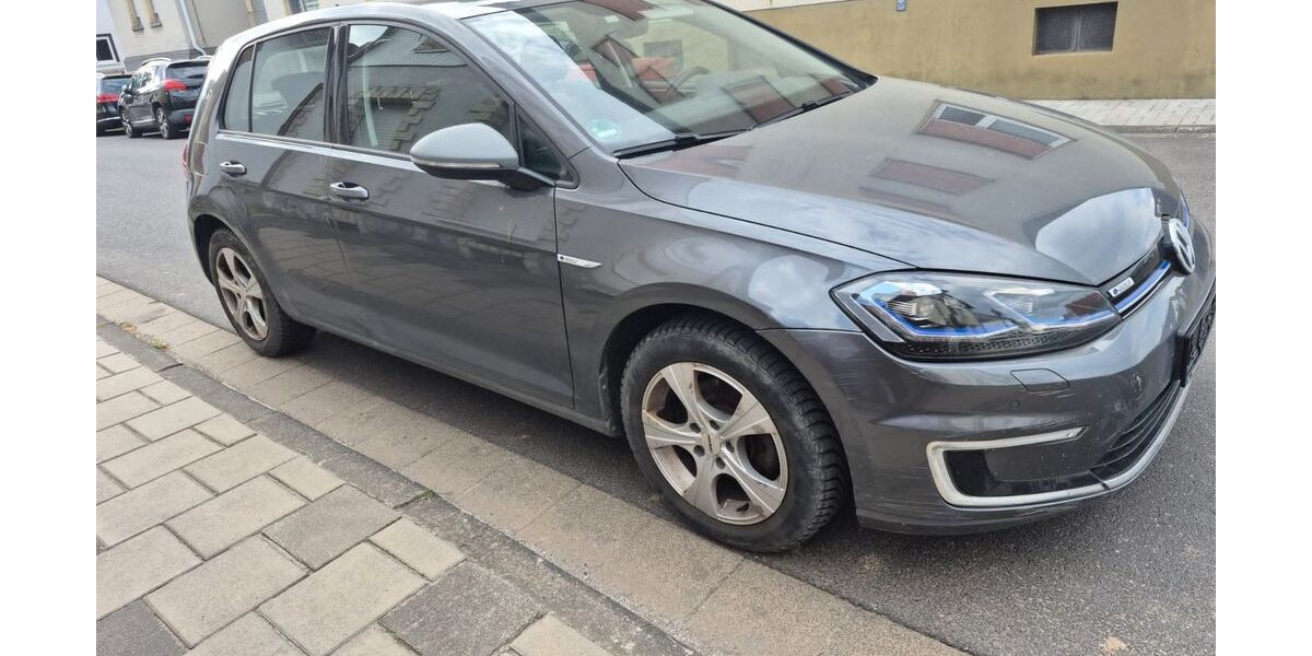 VW Golf 70.000 km 11.500 &euro; karben 61194