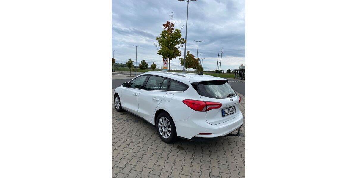 Ford Focus 112.000 km 12.300 € Mainbernheim 97350