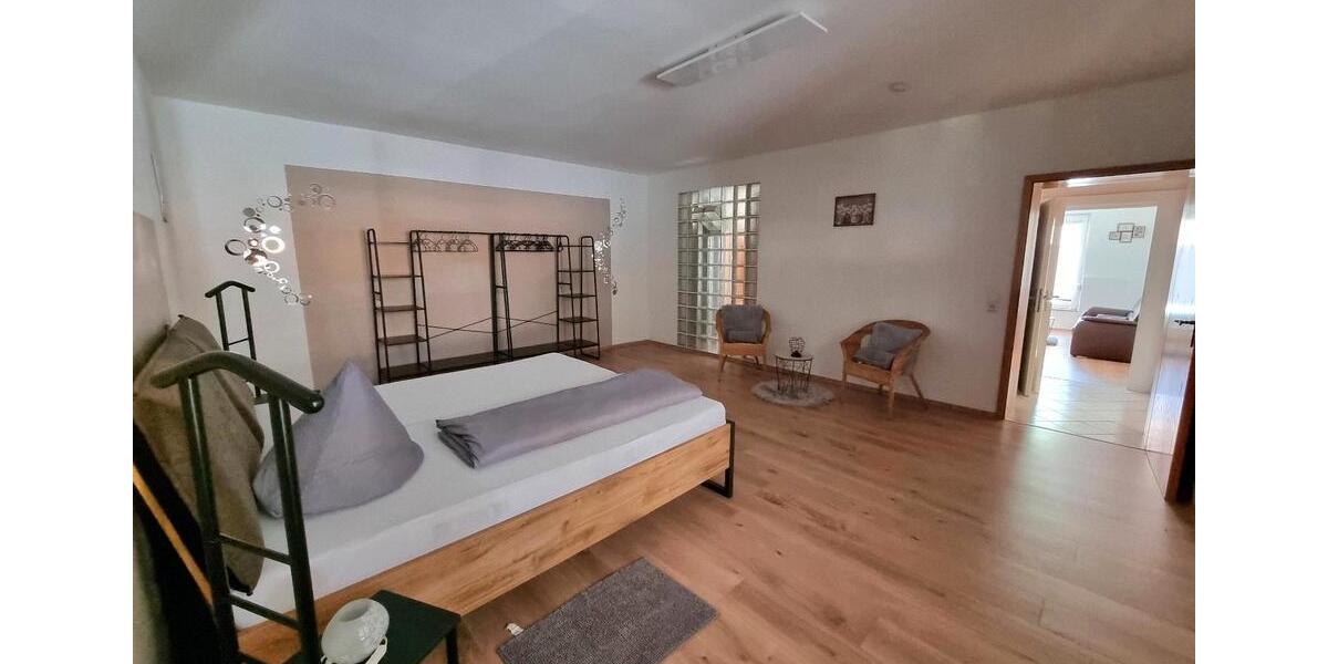 Erdgeschoßwohnung Herbolzheim - 3 Zimmer, 115 m&sup2;, 1.000&euro; | Angebot:26339960