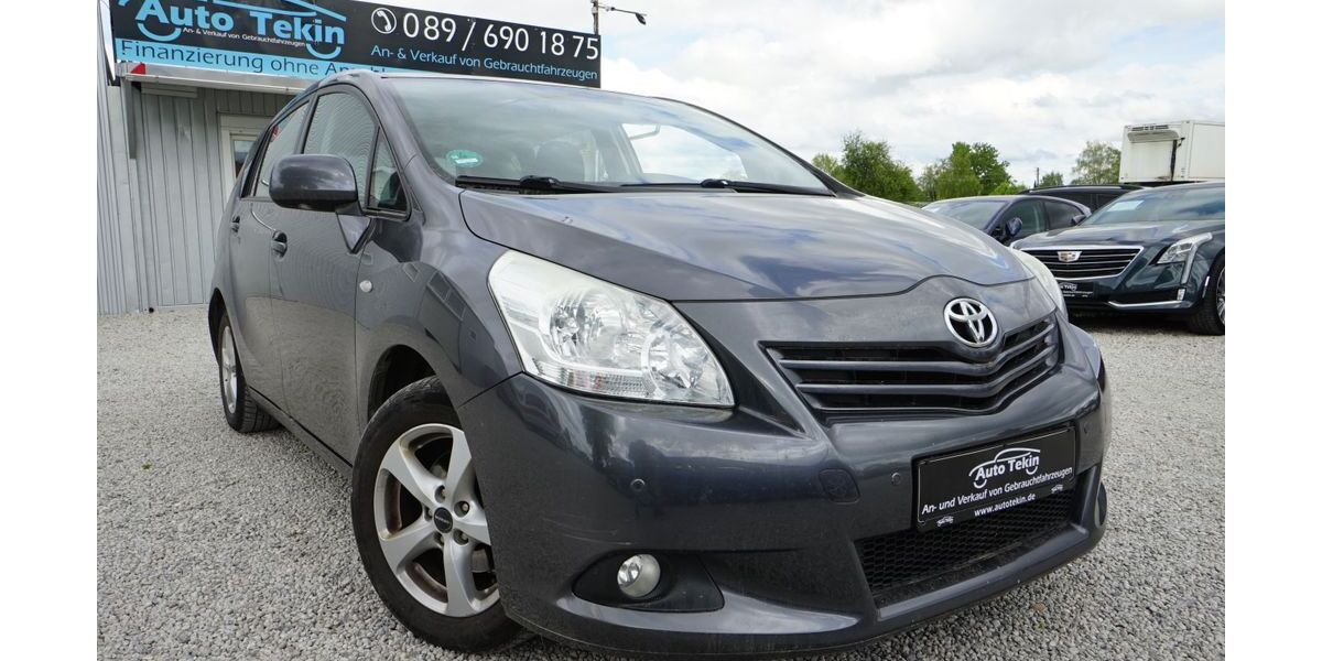 Toyota Verso 173.757 km 6.890 &euro; München 81829