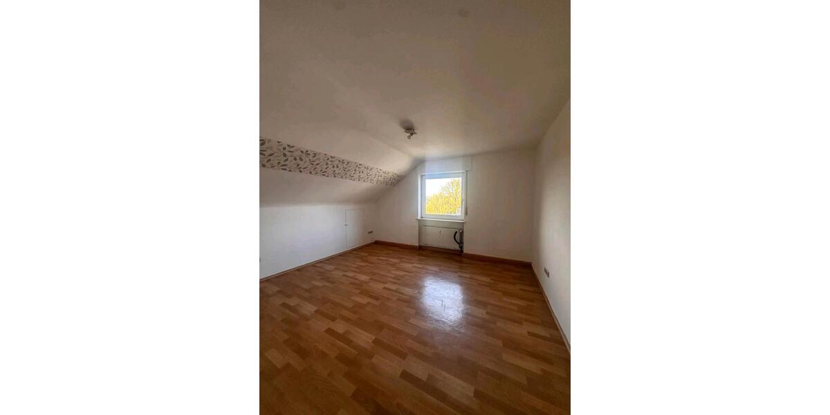 Dachgeschoßwohnung Sassenberg - 3 Zimmer, 75 m&sup2;, 675&euro; | Angebot:24837943