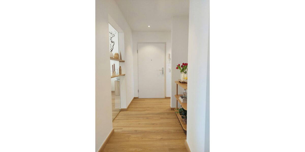 Etagenwohnung Leonberg - 4 Zimmer, 93 m&sup2;, 415.000&euro; | Angebot:26443436