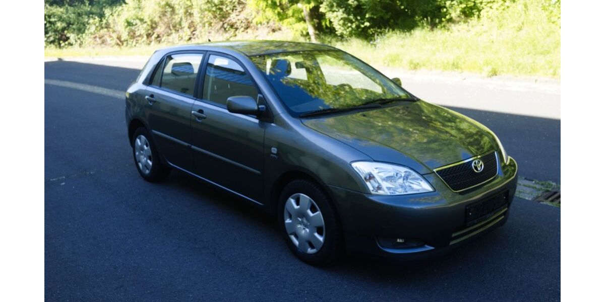 Toyota Corolla 110.700 km 4.799 &euro; Bitterfeld 06749