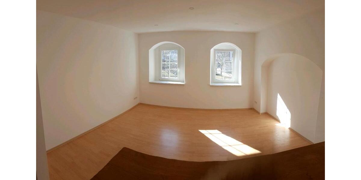 Einfamilienhaus Querfurt - 12 Zimmer, 221 m&sup2;, 200.000&euro; | Angebot:26971210