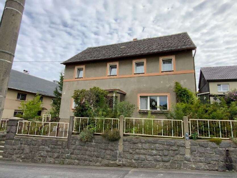 Haus zum Kaufen in Golenz 49.000 € 144 m²