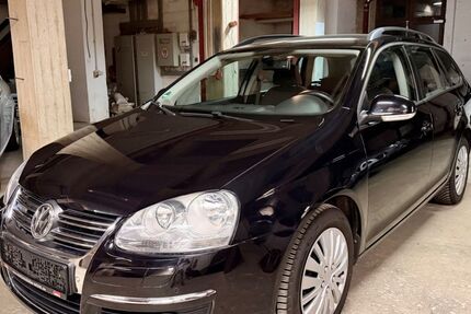 VW Golf 215.000 km 3.990 &euro; Konz Karthaus 54329