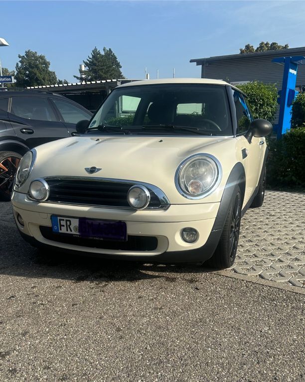 Mini ONE 142.322 km 3.500 € Heitersheim 79423