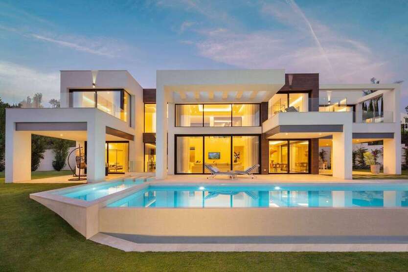 Haus zum Kaufen in Marbella 3.295.000 € 665 m²