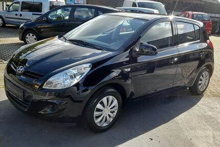 Hyundai i20 78.679 km 5.550 € Hiddenhausen 32120