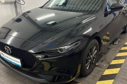 Mazda 3 45.495 km 18.890 &euro; Marschacht 21436