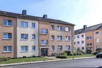 Wohnung Mönchengladbach Uedding - 4 Zimmer, 85 m&sup2;, 879&euro; | Angebot:27147599