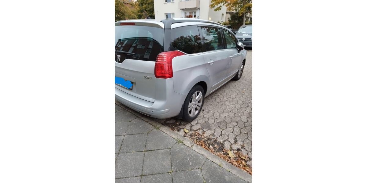 Peugeot 5008 160.000 km 5.999 &euro; Hamburg 22177